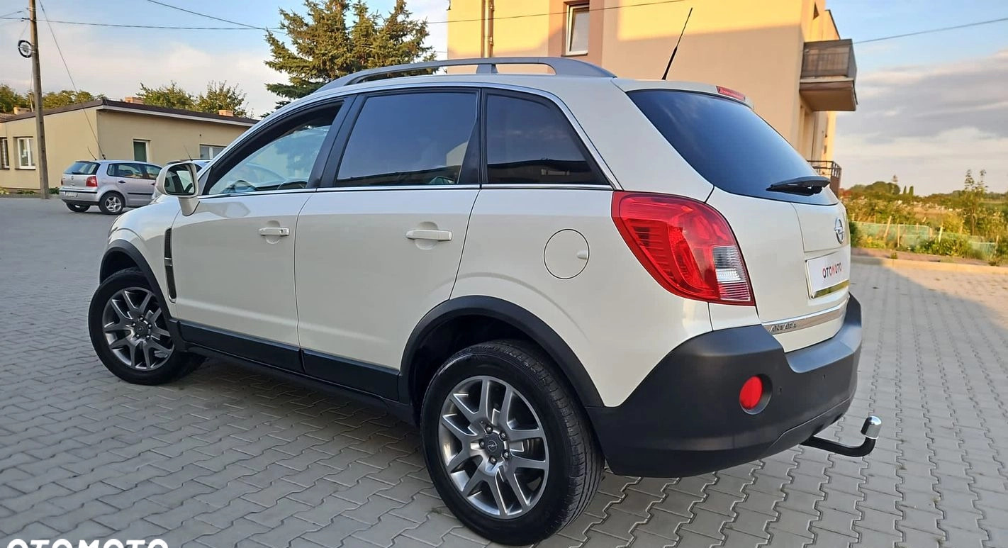Opel Antara cena 35900 przebieg: 186000, rok produkcji 2011 z Wilamowice małe 232